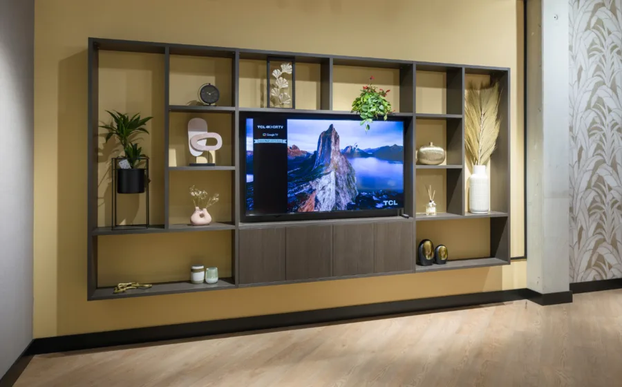 De showroom van woonwinkel Aanhuis.nl Amsterdam West - tvmeubel op maat