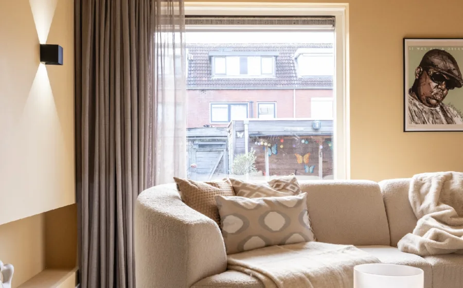 Kopen of Slopen - aflevering 2 Almere - gordijnen in de woonkamer