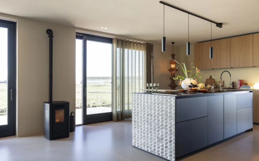 Schuifpuihor van Luxaflex in de keuken bij Aanhuis.nl