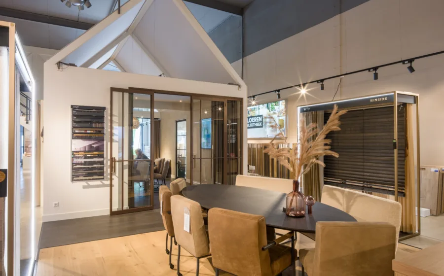 Aanhuis.nl Lelystand - dé woonwinkel van Lelystad voor vloeren, raamdecoratie, gordijnen, kasten op maat en meer!