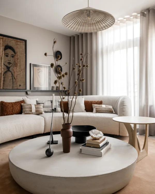 Japandi woonstijl met inbetweens in de woonkamer