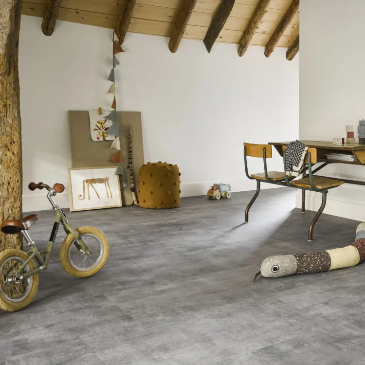 Patina Concrete Dark Grey PVC van Tarkett