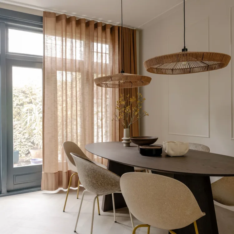 Inside gordijnen met franjes op maat gemaakt